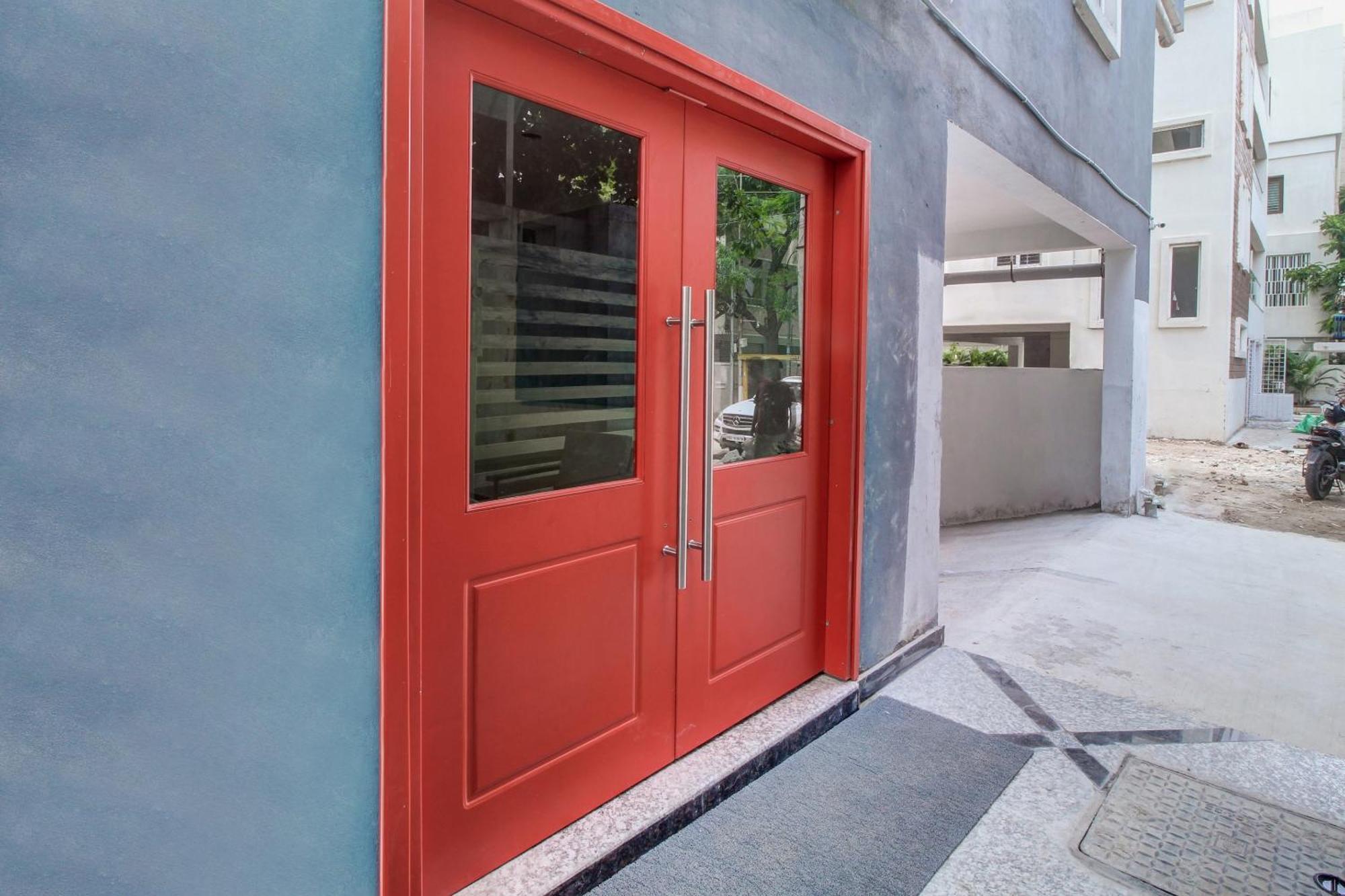 Hotel Super Townhouse Rcc Majestic 397 Lb Nagar Hyderabad Exterior foto